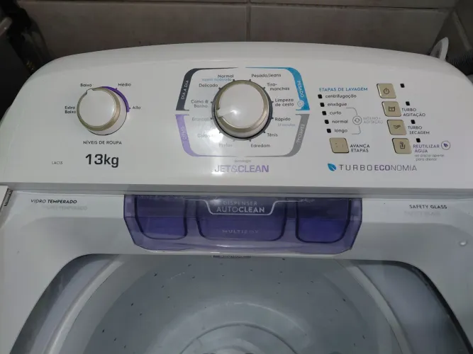Máquina de Lavar Roupas 13kg Electrolux