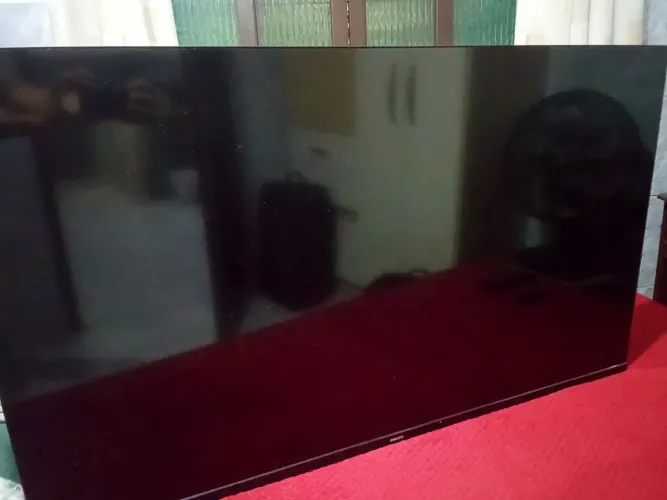 Tv com defeito na tela