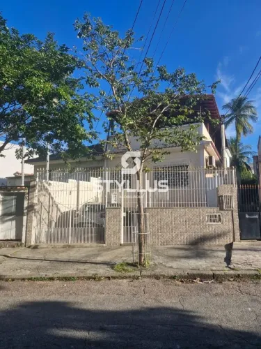 Casa Espaçosa com Terraço e Quintal em Piedade! PA01X