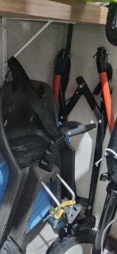 Vendo cadeirinha e suporte parâ carro