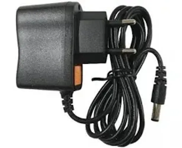 Fonte Hayonik FTCI 9VDC 1A Bivolt Entrada 127V/220V Pinos P4+ Para Pedal 