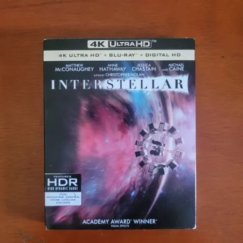 Interstellar - Blu-Ray 4K - Lacrado
