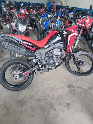 Honda Sahara 300cc 2025 Vitória motors 