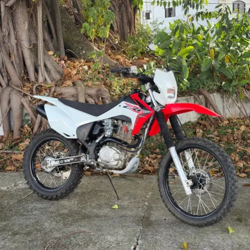 Honda CRF 230 2016 - Excelente Estado + Acessórios