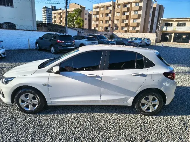 Chevrolet Onix Hatch 1.0 12V Flex Mec. 4P 2024