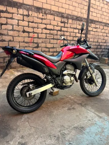 XRE 300 modelo 2010
