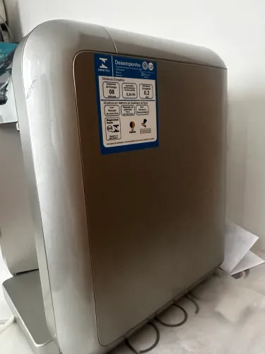 Purificador De Água Electrolux Gelada/fria/natural Pe11x Bivolt Prateado