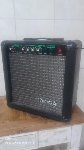 AMPLIFICADOR MOUG GS-20 " TROCO ".