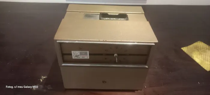 Vintage. Máquina de cartão ponto 