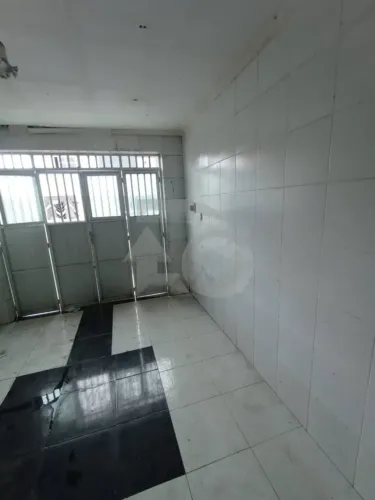 Casa no Bairro Siqueira Campos - 112m², Quarto, Área de Serviço e Mais.