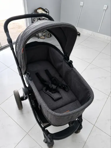 Carrinho de bebê Moisés