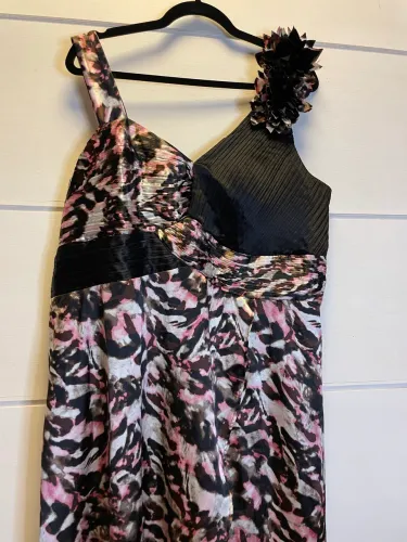 VENDO VESTIDO DE FORMA - CASAMENTO-FESTA 