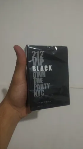 212 VIP Black