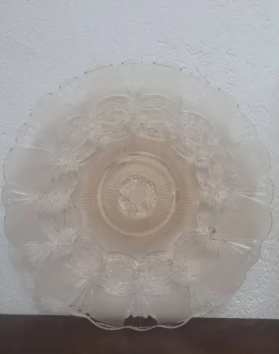 Vendo boleira antiga na cor rosa