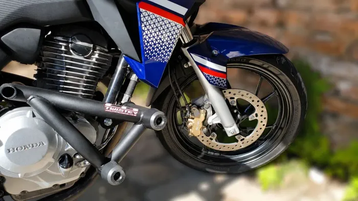 Twister 250 CBS