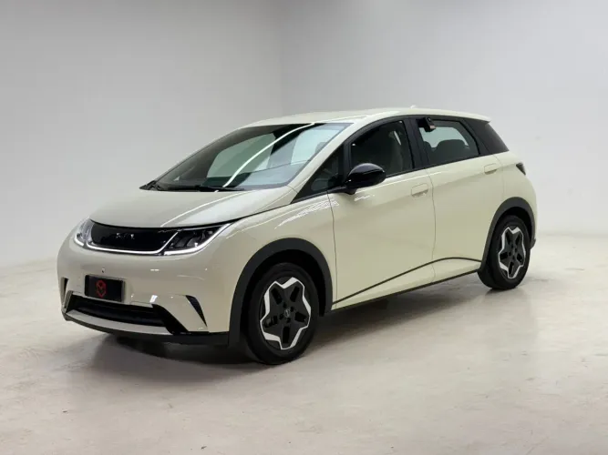 BYD Dolphin EV (Elétrico) 2026