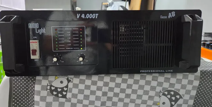 Amplificador potência Audio light