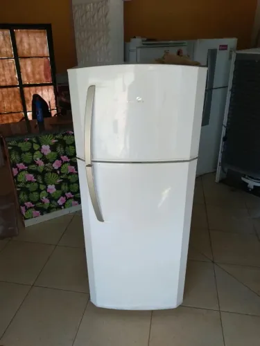Geladeira continental Frost Free Duplex