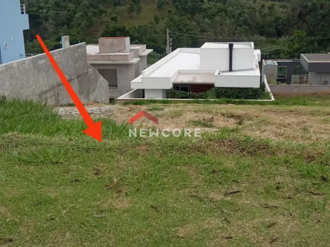 Lote em condomínio em Rodovia Romildo Prado - Bairro Itapema - Itatiba/SP