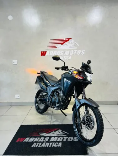 HONDA SAHARA 300 ABS
