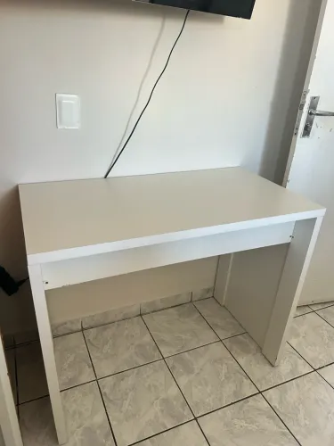 Mesa de escritório/ escrivaninha 100% MDF NAVAL