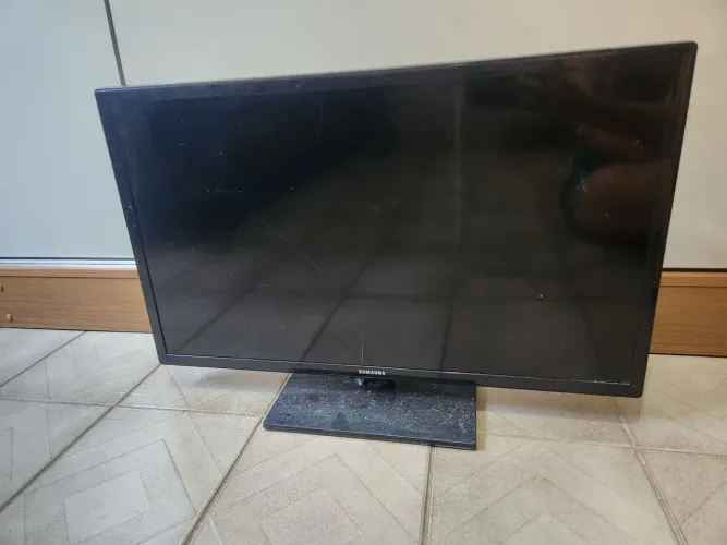 TV 28" samsung (LER ANUNCIO)