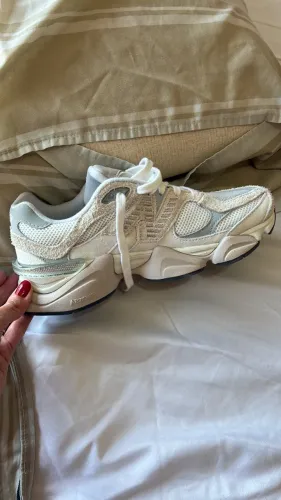 Tênis New Balance 9060 Original (nunca usado) - TAM 37