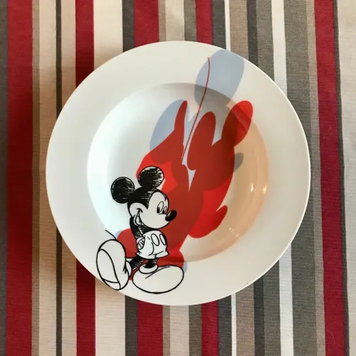 prato fundo de porcelana disney mickey