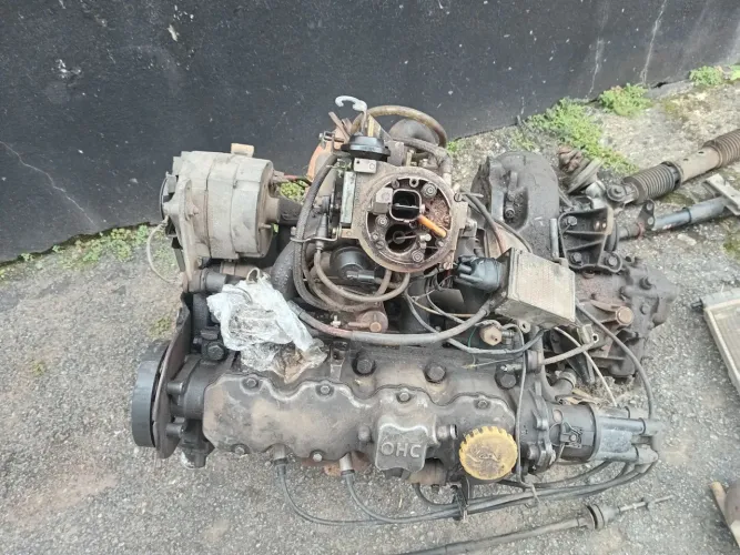 Disponível motor monza 1.8 gm monza SL/E