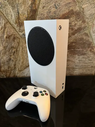 Xbox Series S com controle | 512G