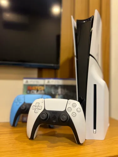 PS5 SLIM - MÍDIA FÍSICA E DIGITAL - 1TB