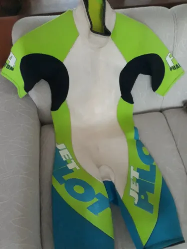 Roupa de Neoprene - Surf ou Jetski - USA