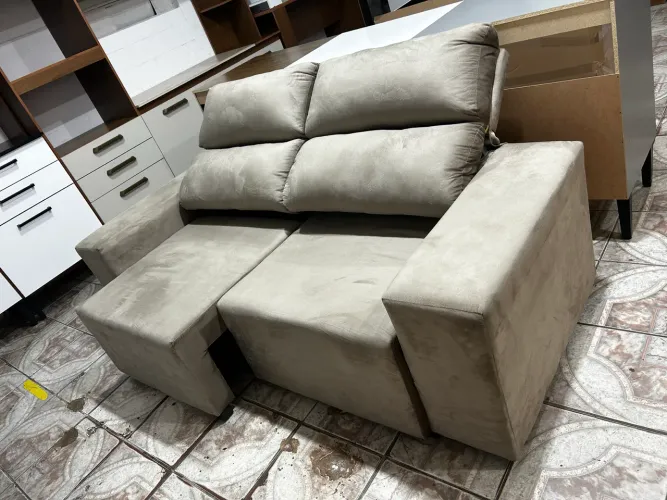 Sofá 2 lugares retrátil e reclinável confortável na promoção