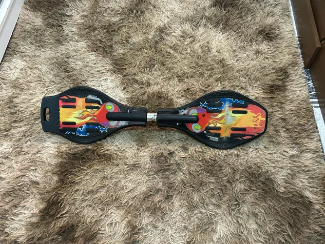 Vende-se skate duas rodas