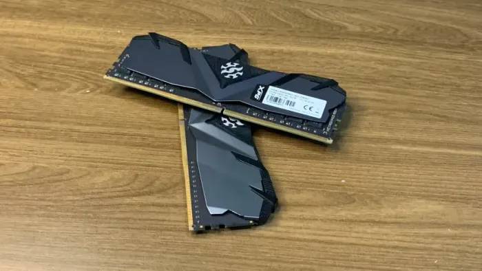 16GB (2X8GB) XPG 3000MHZ