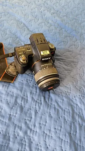Sony SLT-A33 + Bolsa + 6 Filtros + Tripé , Excelente para iniciantes e hobby