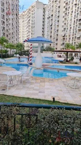Apartamento de 2 Quartos com Vista Livre em Del Castilho, Rio de Janei
