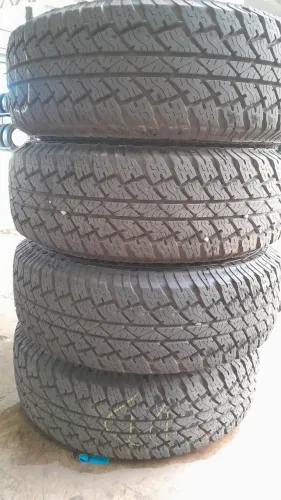 Pneus 255/70 R16 ZERO! & Rodas de ferro originais Ranger