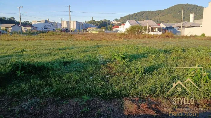 Excelente terreno meio de quadra à venda, 200 m² Loteamento Lisboa III