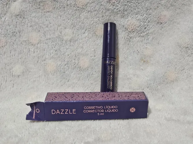 Corretivo Líquido Longa Duração Dazzle 01