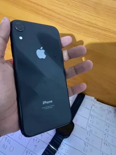 iPhone XR 64gb preto