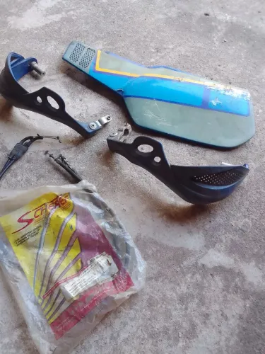 Acessórios e peças moto tenèèrè xt 