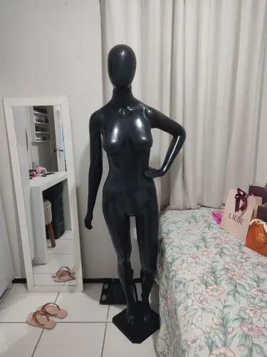 Manequim completo preto 