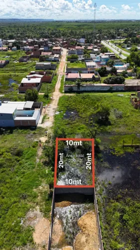 Lote 10x20 em rua sendo saneada a 1km da rotatória do francês 