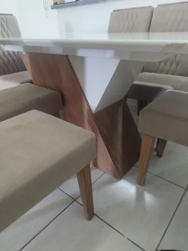 Mesa 6 lugares MDF tampo vidro/Laca e cadeiras