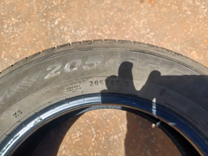 Pneu Scorpion usado 205/65 R16 95H  R$ 150,00