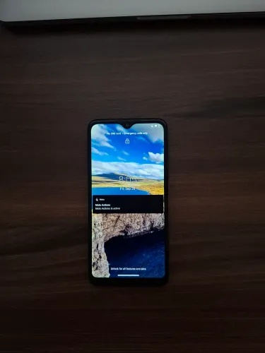 Moto G8 Play