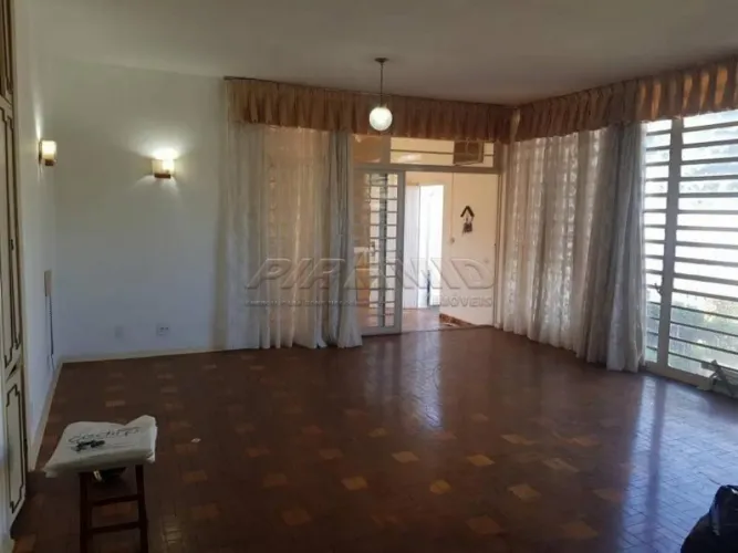 Casa Padrão em Ribeirão Preto