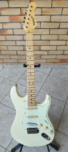 Tagima Classic Series T-635