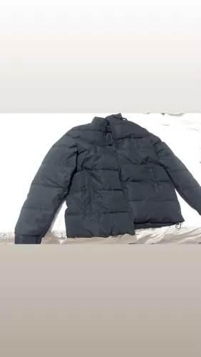 *Jaqueta Parka Puffer Preta Forrada com Pelúcia - Marca Timer